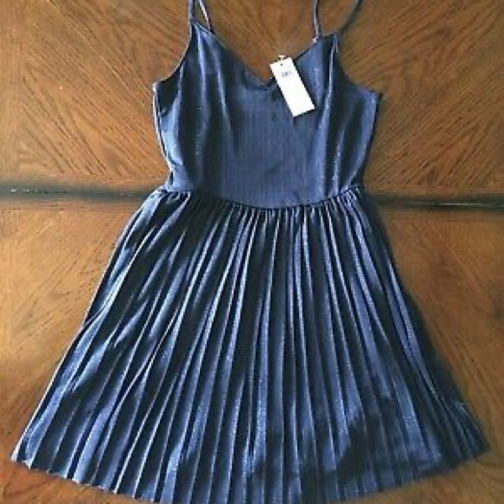 🖤2 for 30$ navy A line sparkle accordion dress